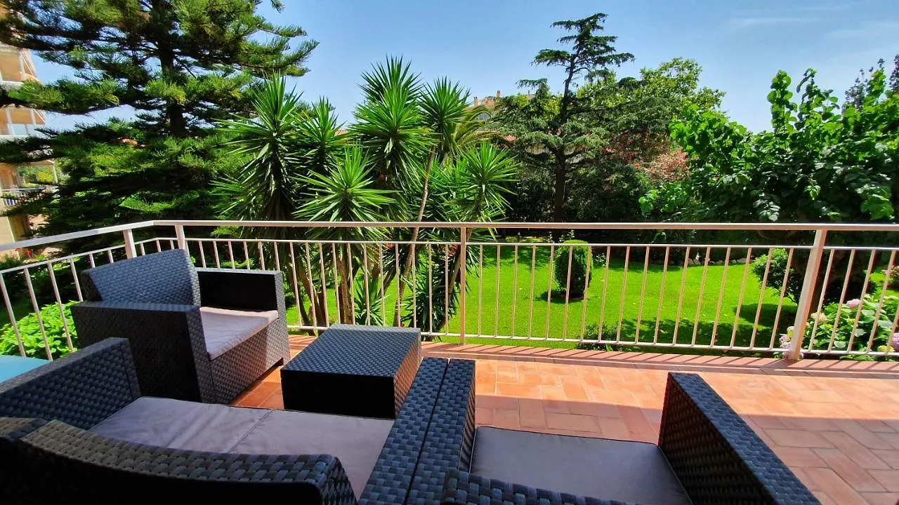 APARTAMENTO EN CENTRO A 300m PLAYA-REFORMADO 6PAX - Disponible a partir del 28 Agosto Apartamento S'Agaró